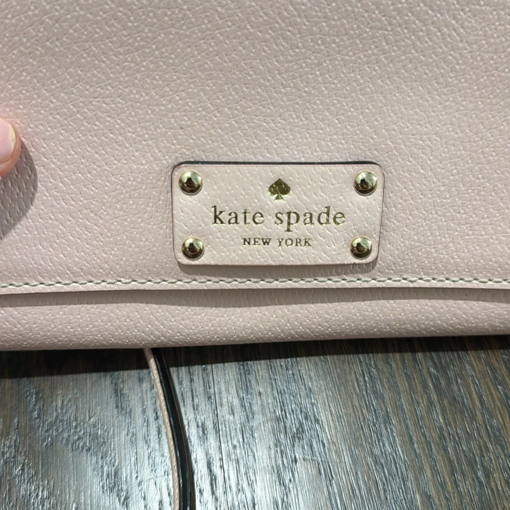 Kate spade crossbody bag